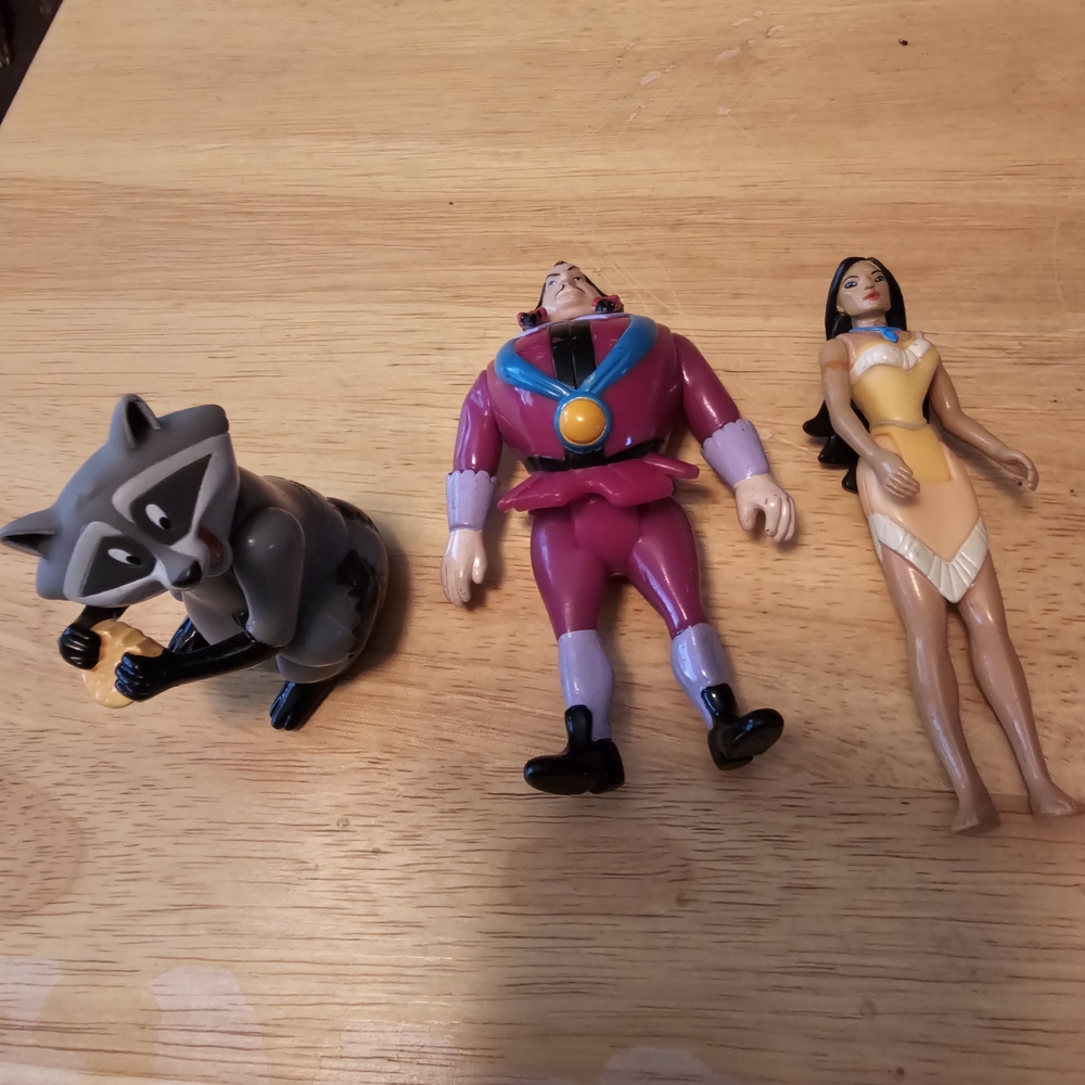 Disney Pocahontas and Friends Action Figures